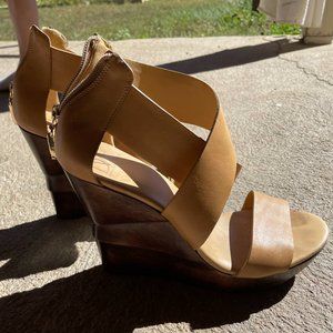 DVF Wooden Wedges